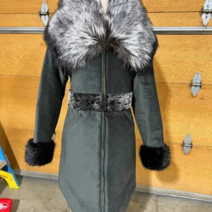 Inuit parka for sale in Canada,grey sealskin belt U style Fashion